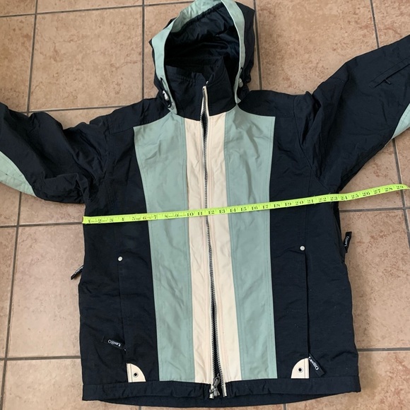 Waterproof Black and Green Jacket - Picture 10 of 12